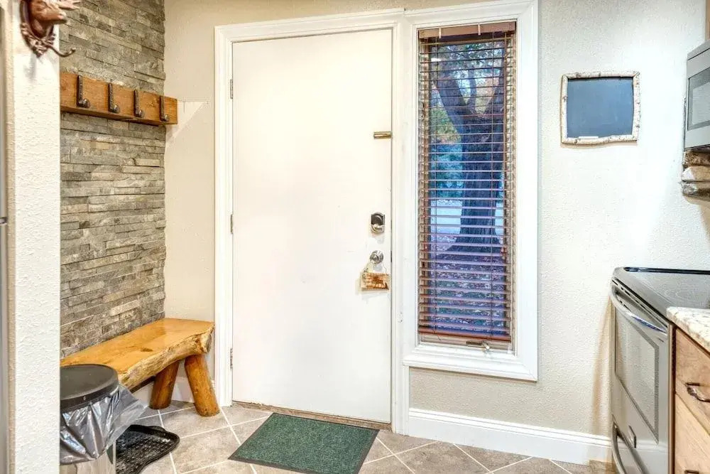 The Bear Den Condo by Redawning