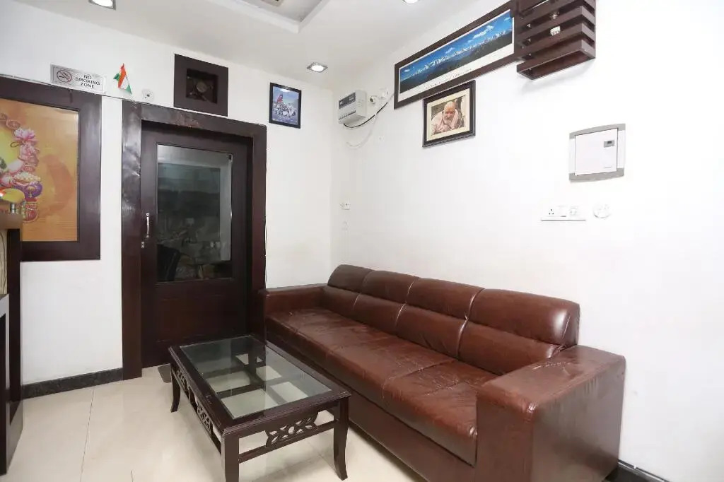 Hotel Rajshree By OYO Rooms