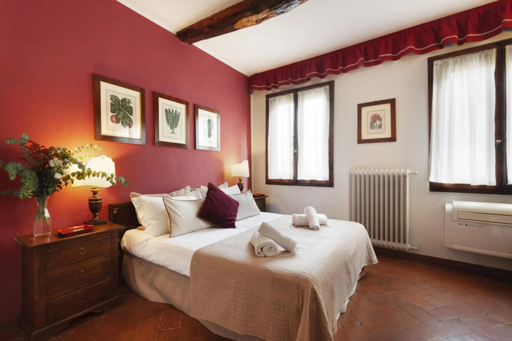 S. Spirito Studio Flat