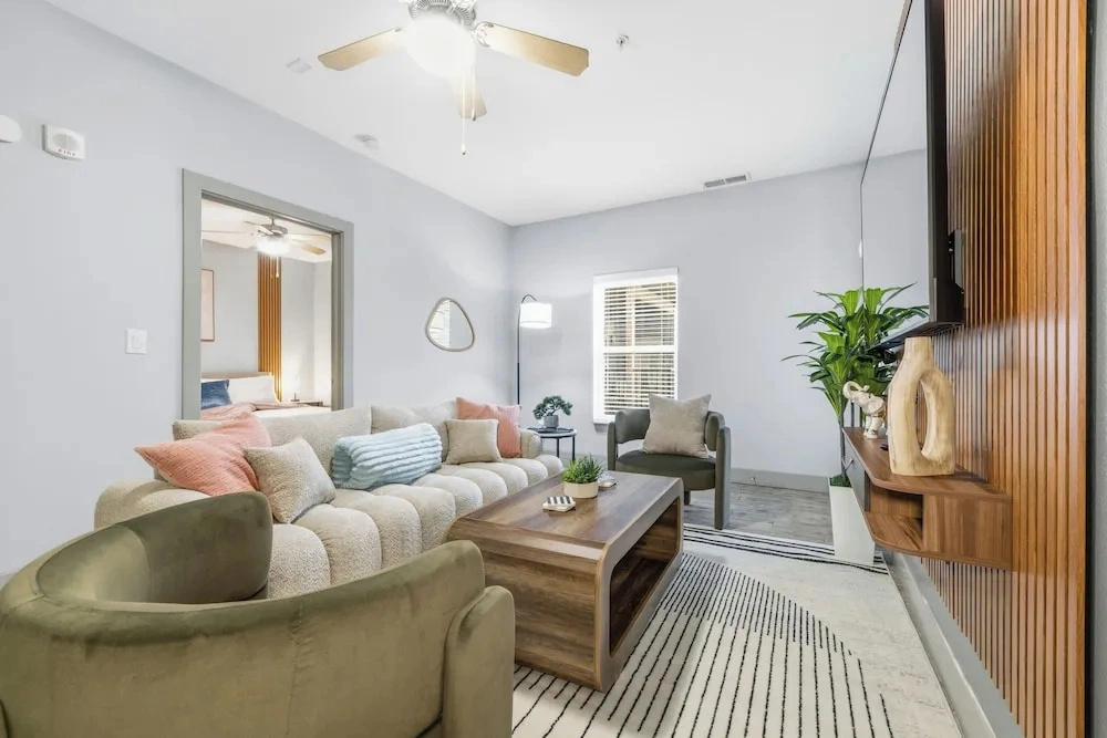 Vue by Stylish Stays