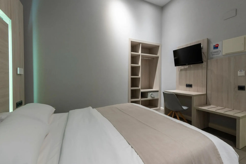 Plaza Goya Rooms