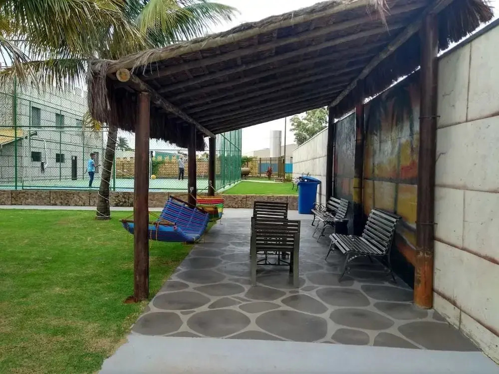 Summit Park Hotel