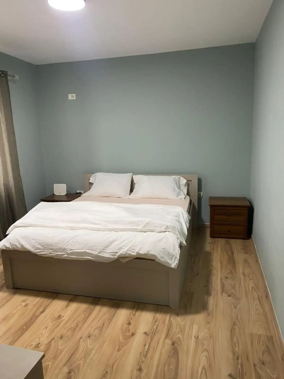 Itan’s apartments