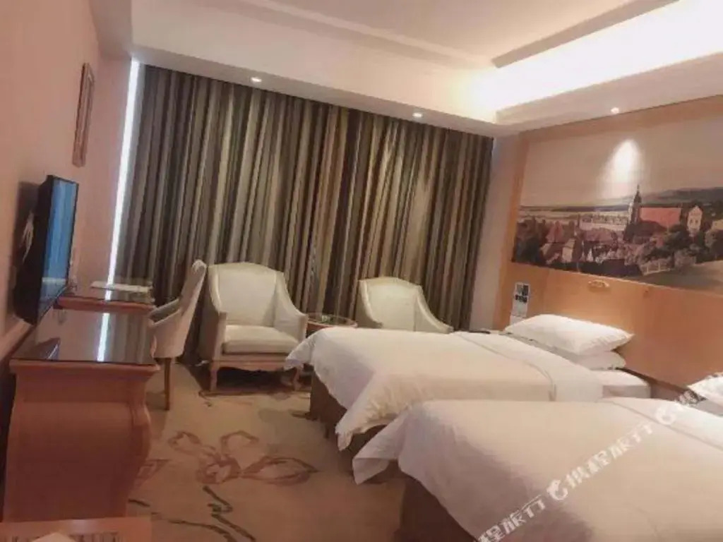 Vienna Hotel Dongguan Song Flower Lake