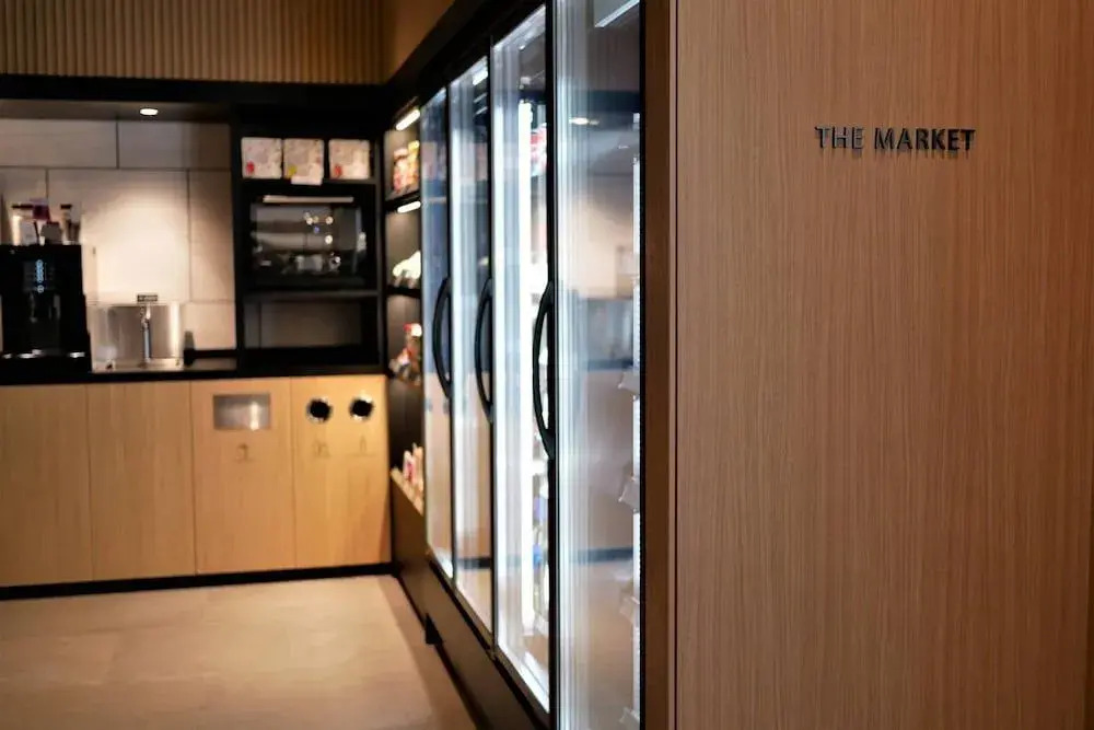 Отель Fairfield by Marriott Osaka Namba