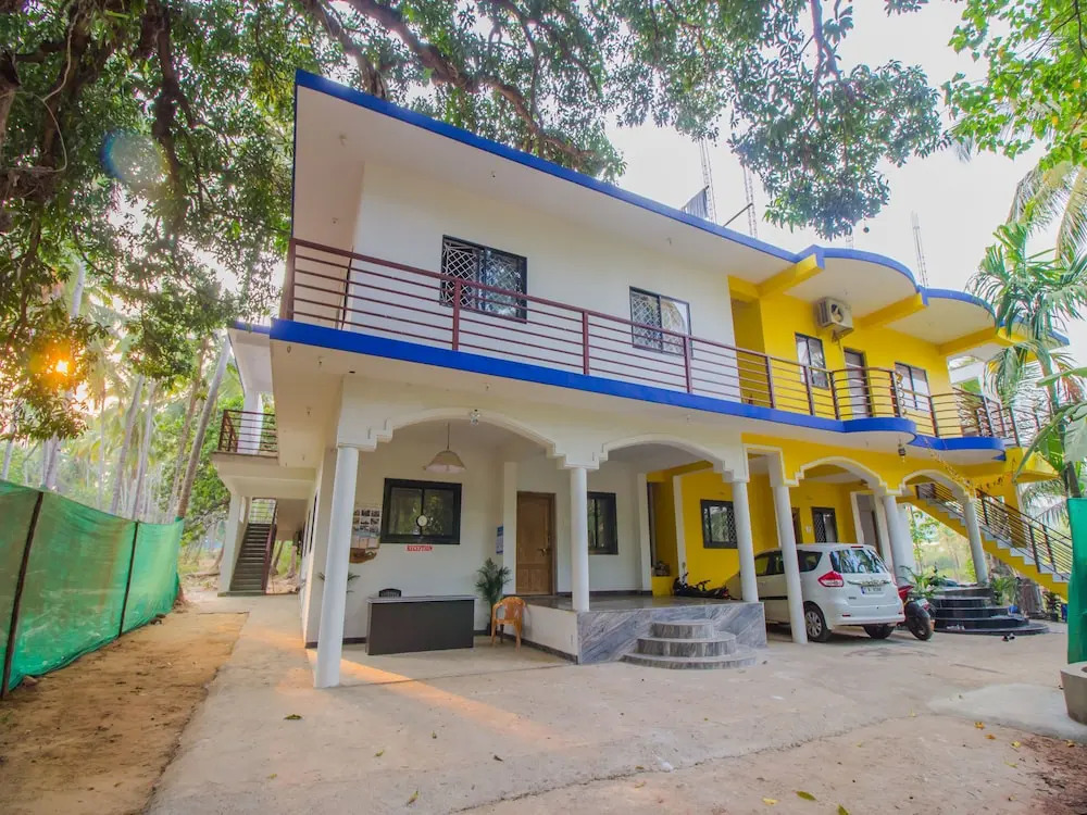 OYO 12987 Home Spacious Studio Mandrem Beach