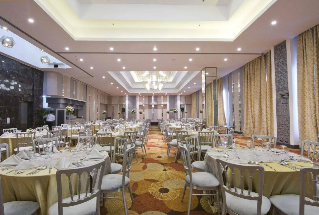 Hive Hotel and Convention Place