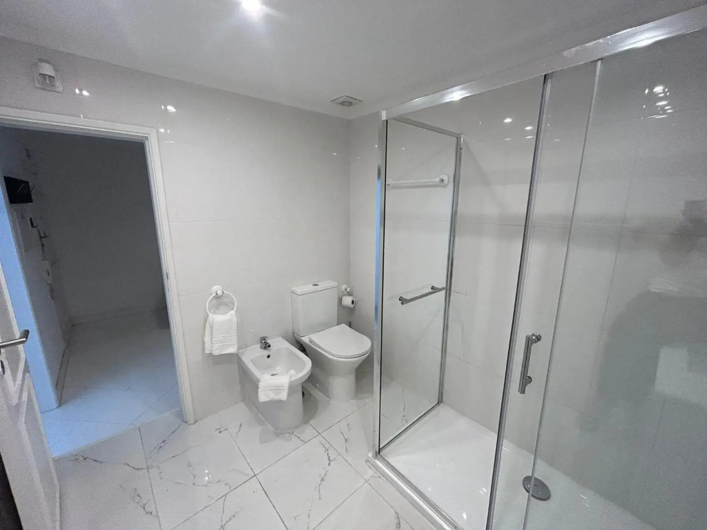 2 Bedroom close to Timeout Market by Innkeeper