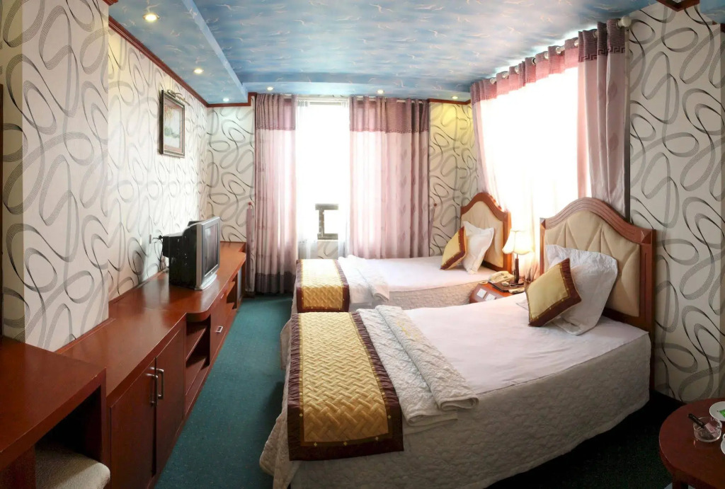 Perfect Hotel