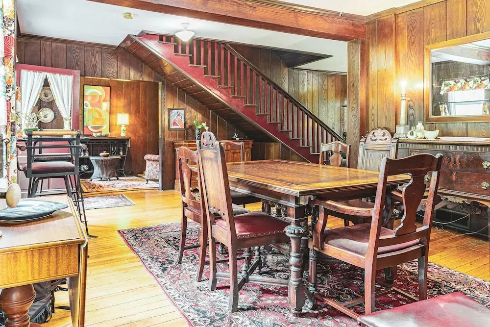 Black Mountain Inn