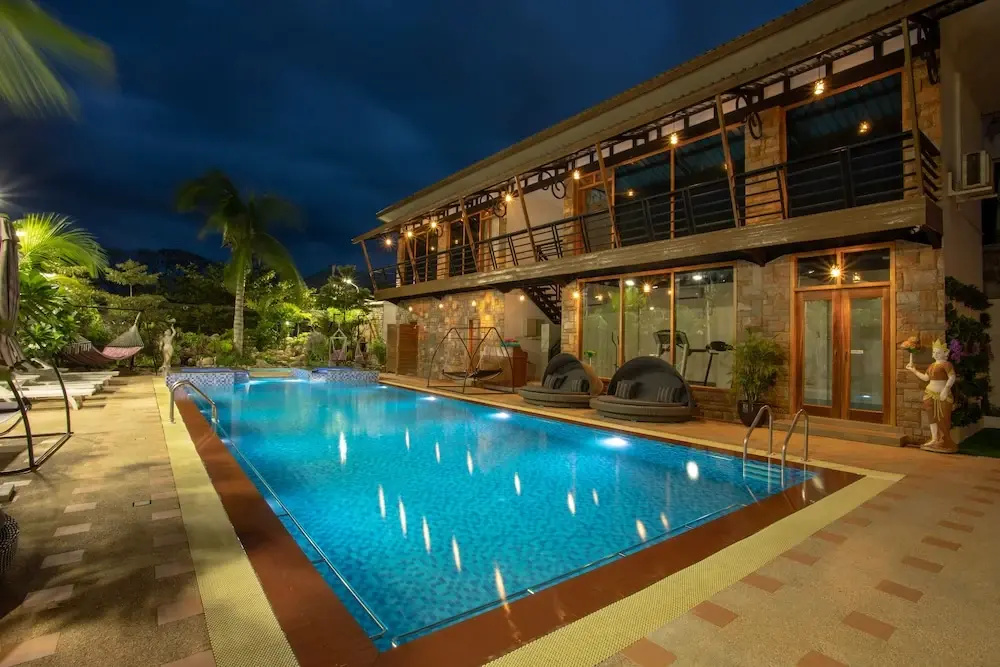 Mandalay Lodge Hotel