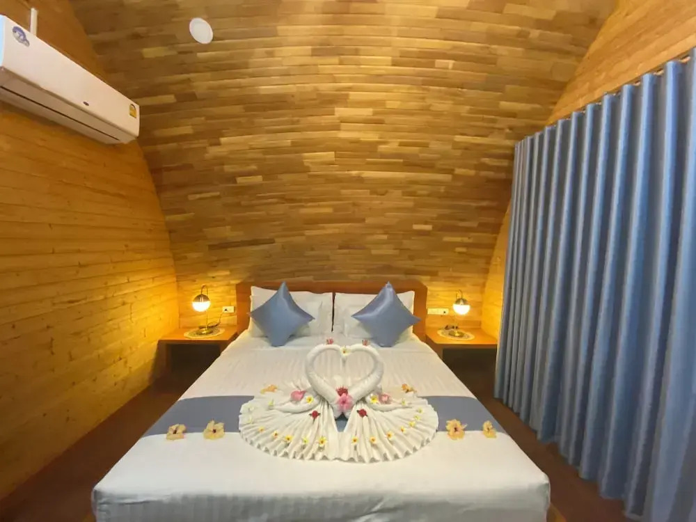Phumala Lanta Seaview Resort ภูมาลา ลันตา ซีวิว รีสอร์ท