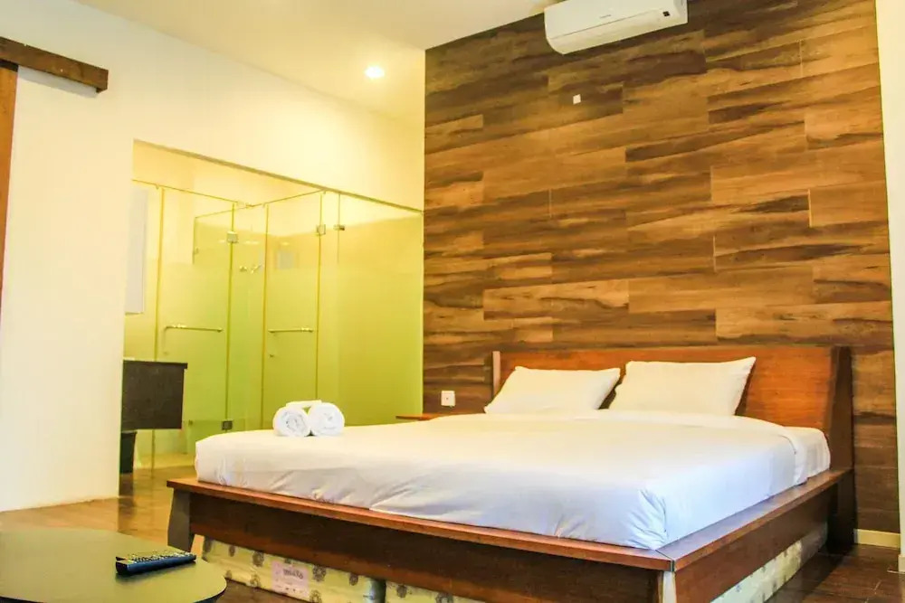 Homey and Warm 3BR Apartment at Ambassade Residences
