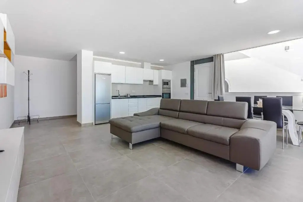 Magnífico Bungalow con Vista Panorámica y Piscina Privada