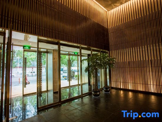 Minshan Yinqiao Hotel