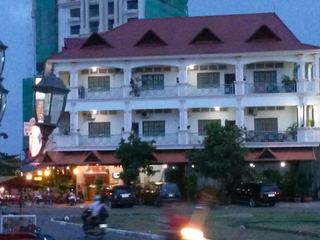 Mariya Hotel