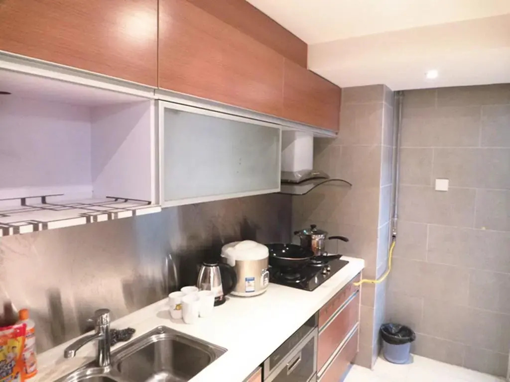 Huijia Apartment Shenzhen Window of the World