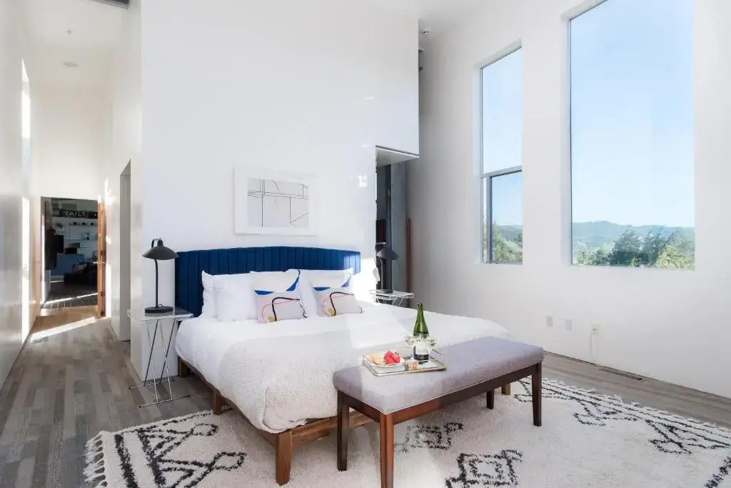 Blue Steel by AvantStay Ultramodern Architectural Masterpiece w Gorgeous Views