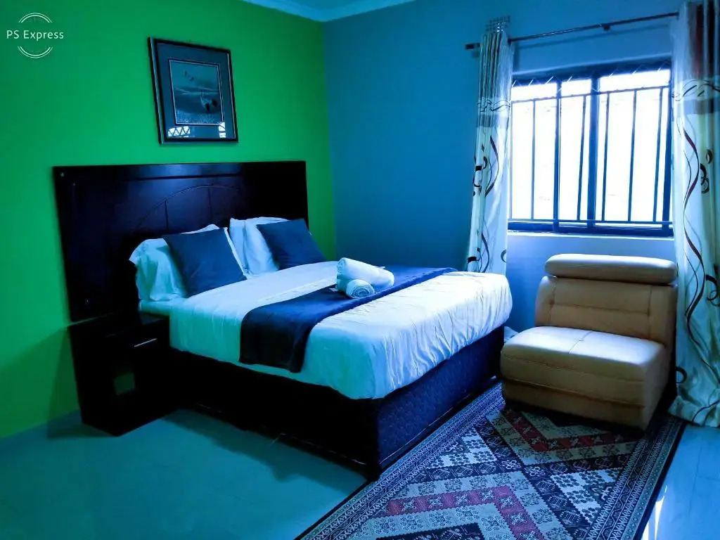 Sweet Retreat-1