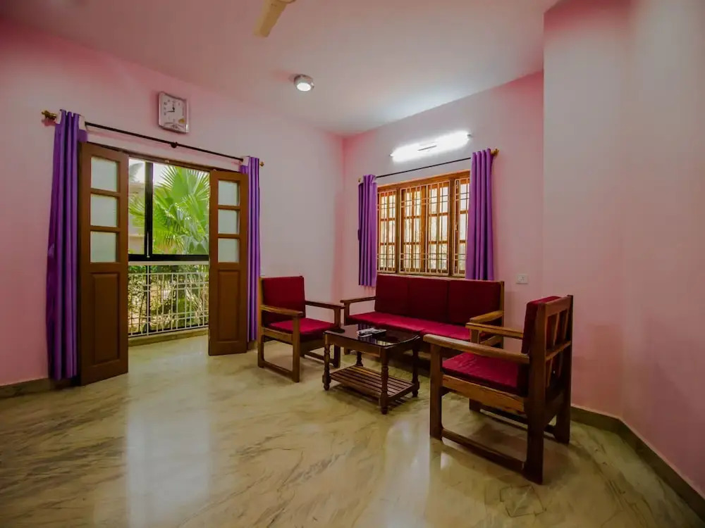 OYO 13946 Home 5BHK With Green View in Mapusa