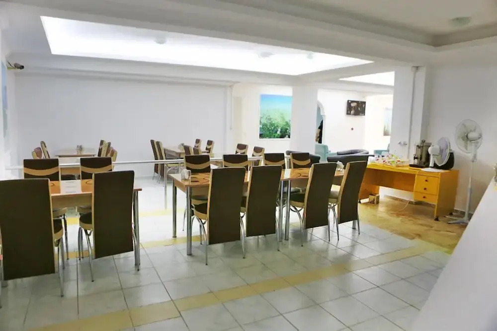 Uğur Otel