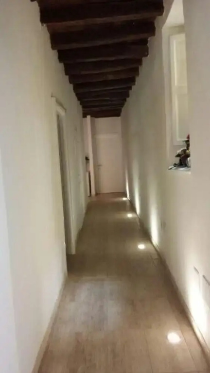 AL183