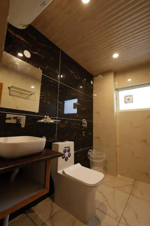The Lily Hotel