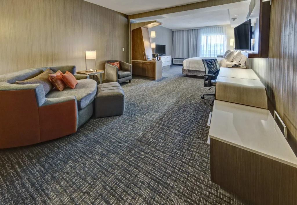Courtyard Westbury Long Island