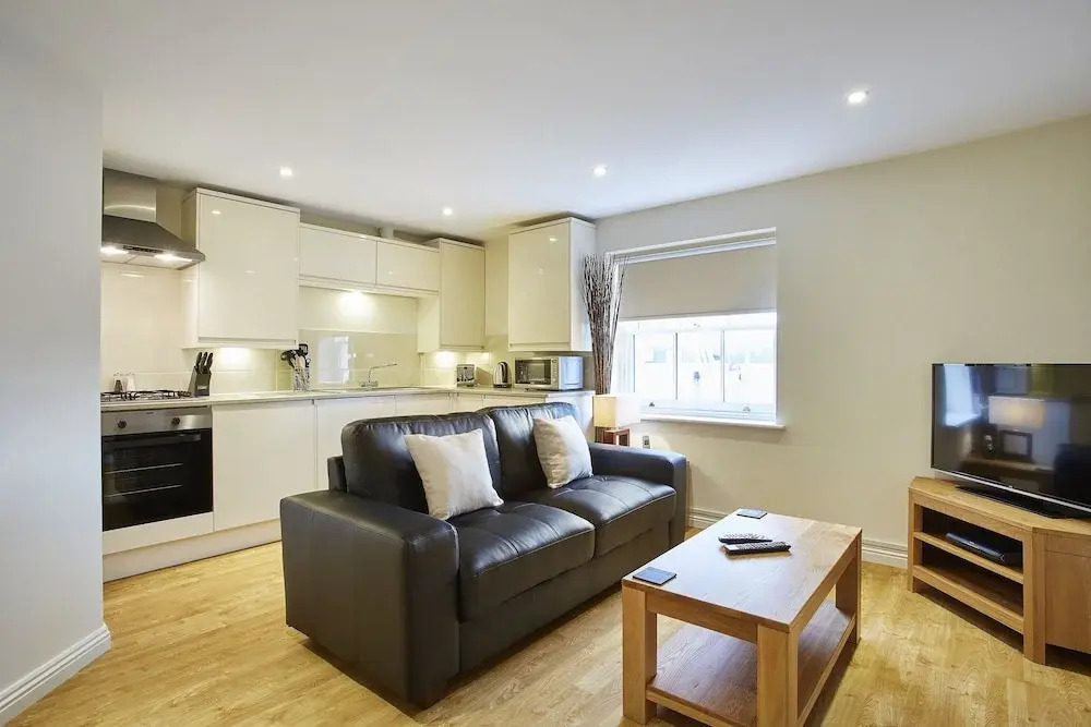 Pembroke House By Esa