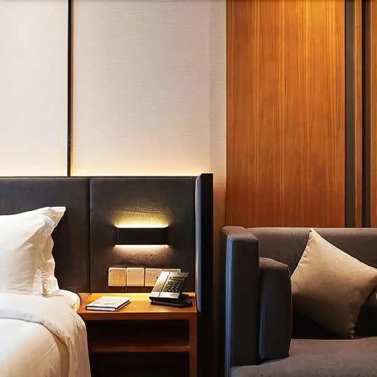 Designer S Hotel