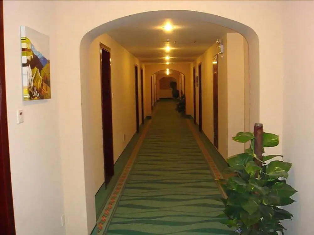 GreenTree Inn Shanghai Jiangpu Business Hotel