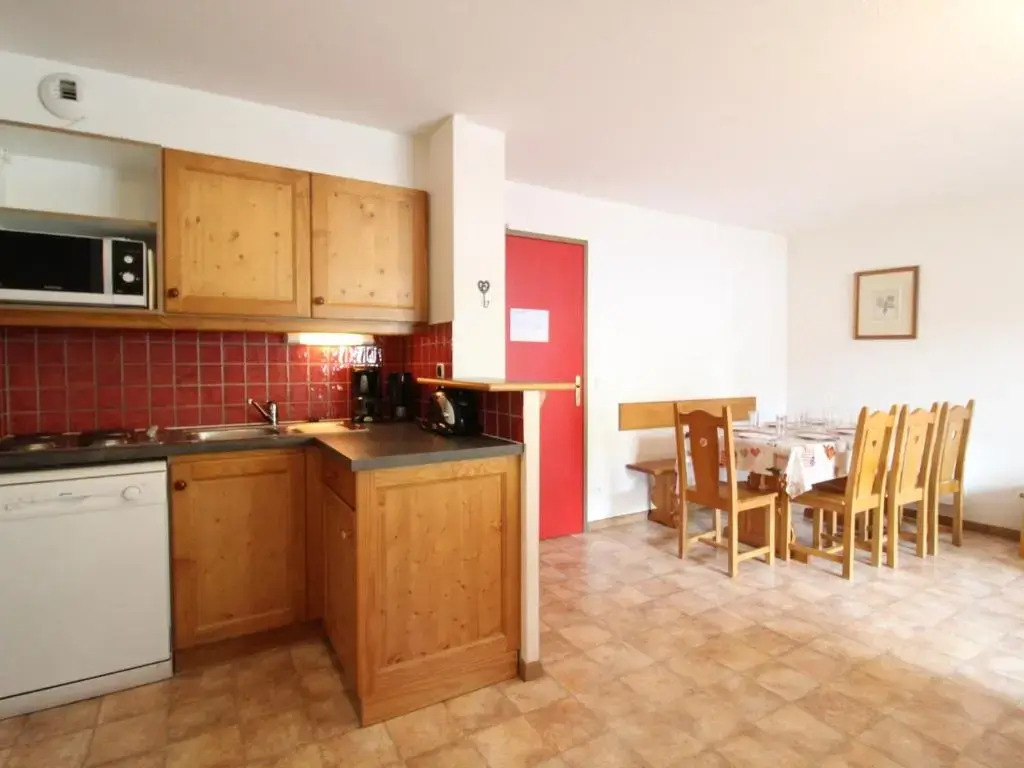Appartement Lanslevillard, 3 pièces, 7 personnes - FR-1-508-87