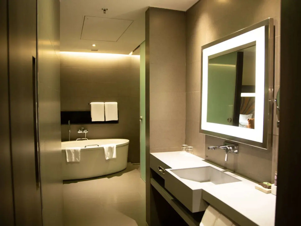 Novotel Kolkata Hotel and Residences