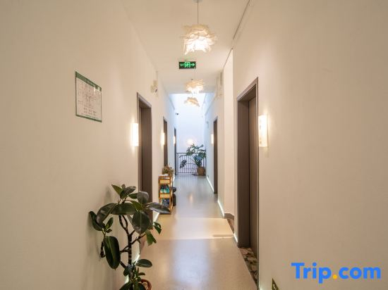 Floral Hotel · Yue hotel
