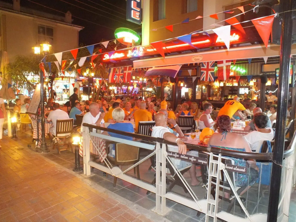 Kibele Apartments&Hotel