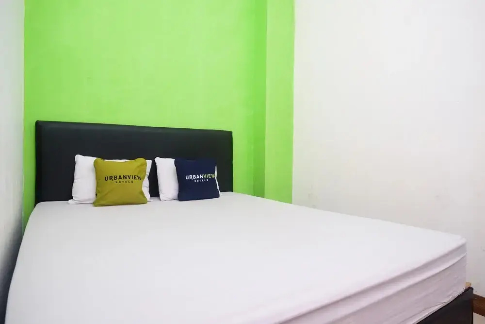 Urbanview Hotel AVA Semarang near Akademi Kepolisian Semarang by RedDoorz