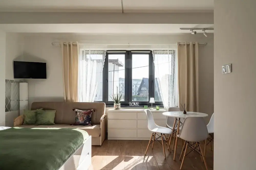 Przytulny apartament KOLEJOVA 13