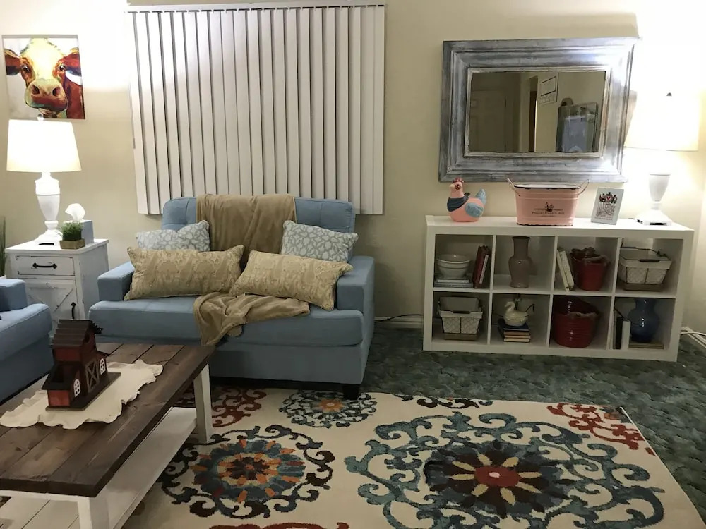 Parkway Suites
