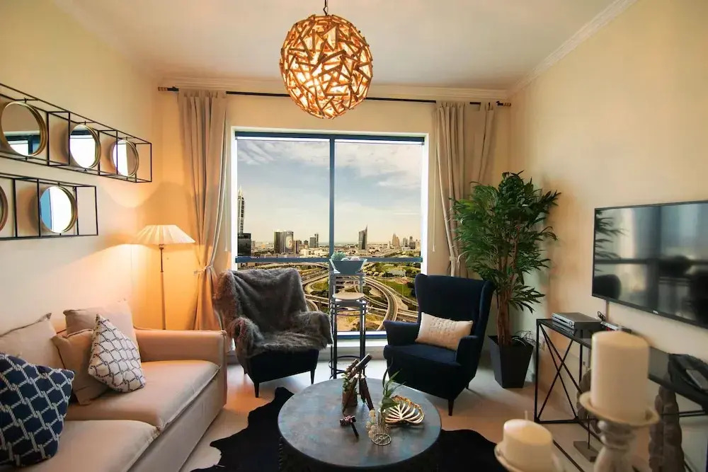 Lux BnB I X1 Tower I Golf Course & Sea Views