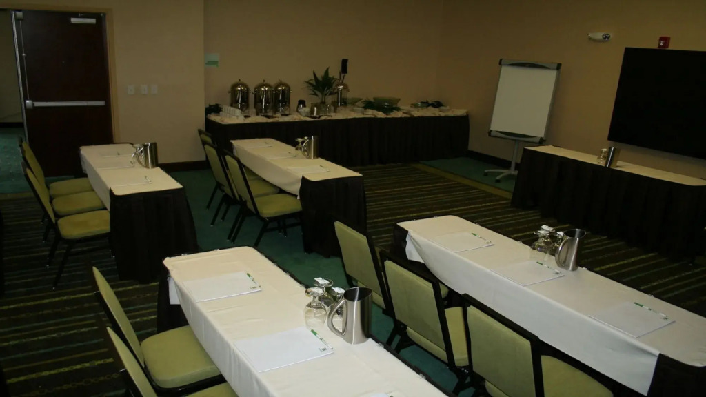 Holiday Inn Saint Louis-Fairview Heights by IHG
