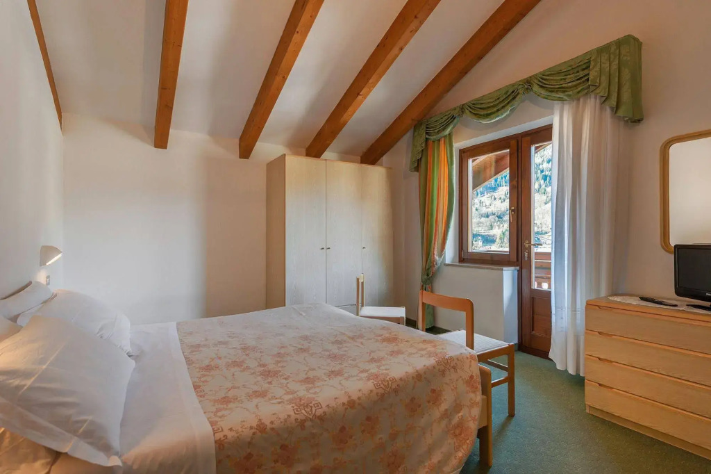 Family Hotel La Perla