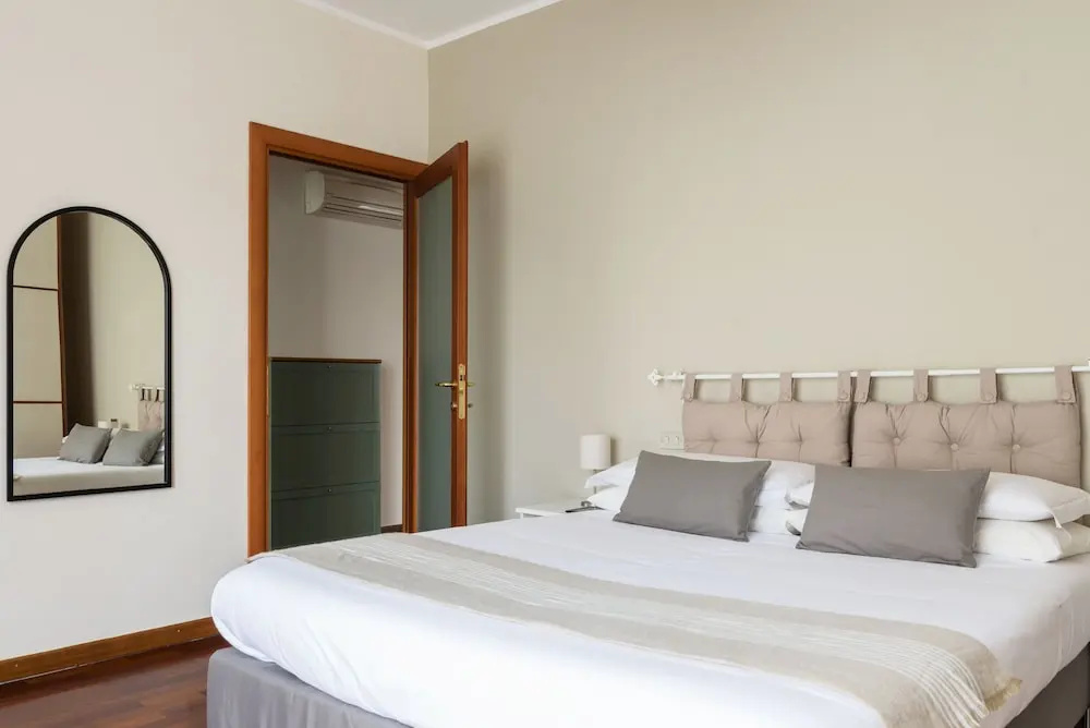 Home at Hotel Reina