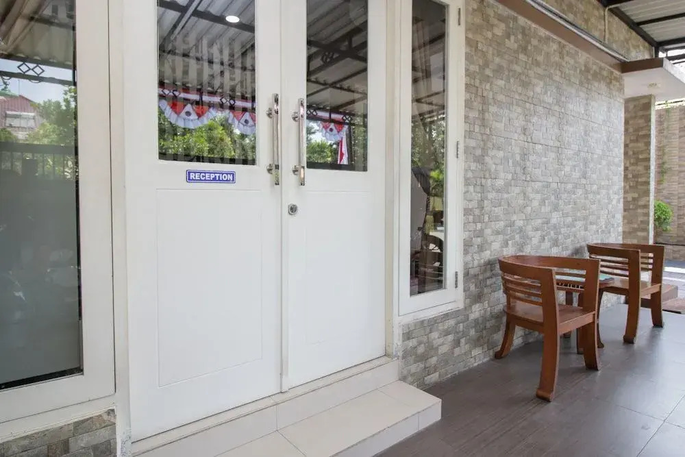 Airy Syariah Gayung Kebonsari Lima 11 Surabaya