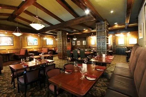 Compass Point Inn