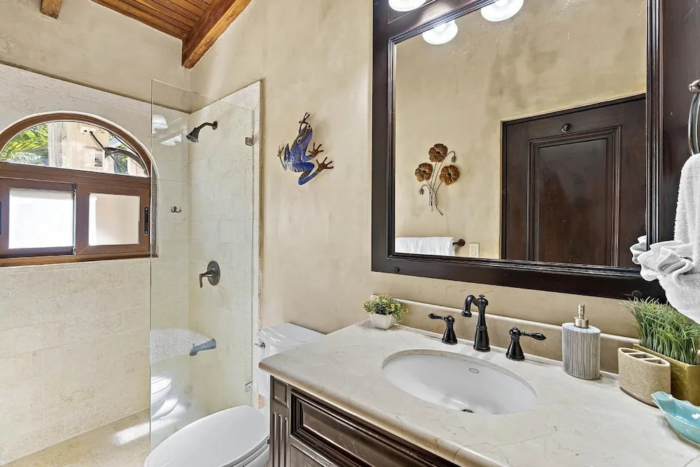 Upscale Two-Bedroom Condo in Playa Flamingo with Beautiful Oceanfront Views