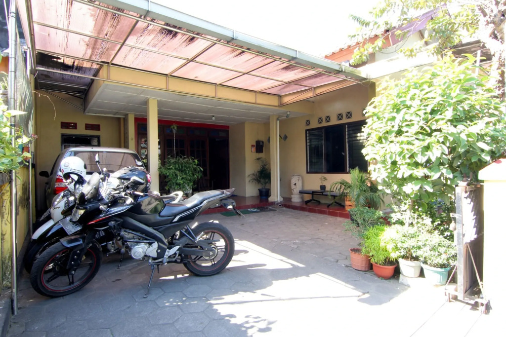 Batik Trinidar Homestay