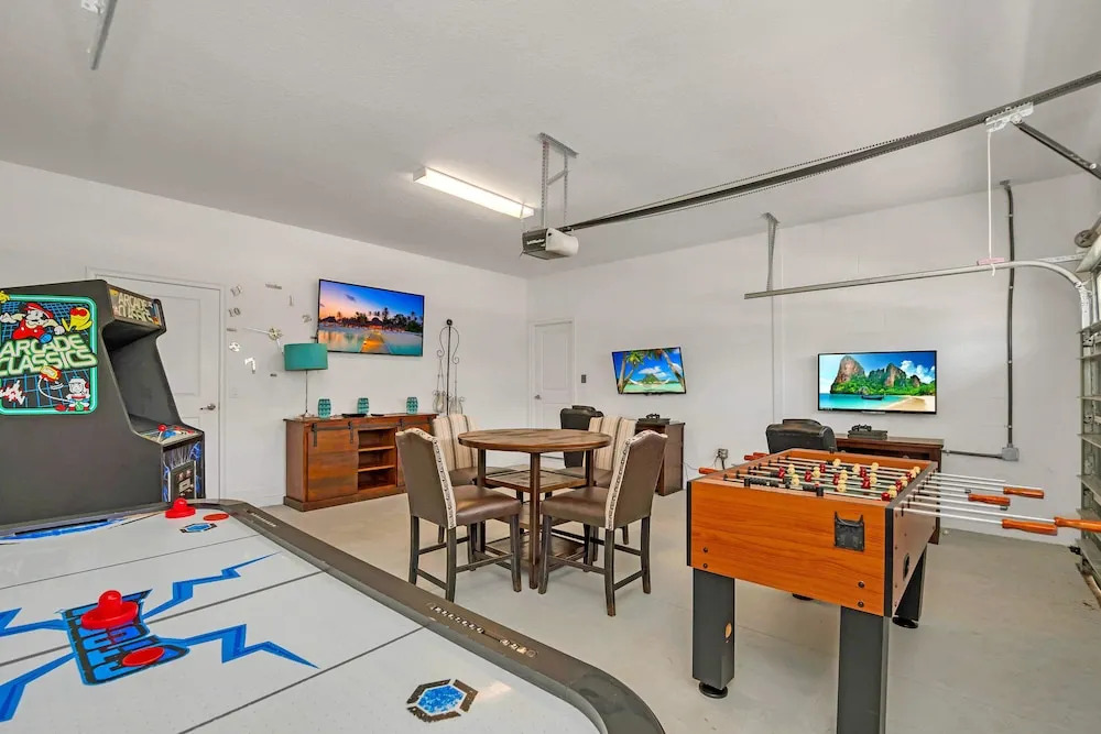 Stunning and Spacious Home Near Disney, CDC Standards #rcg8521