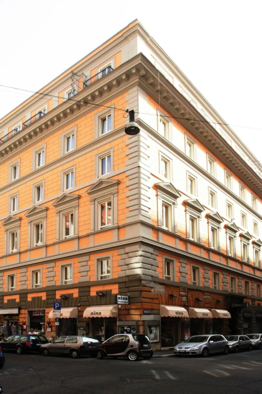 Отель Augusta Lucilla Palace