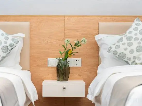 Puyu Hotel  (Foshan Pingzhou Jade Street Store)