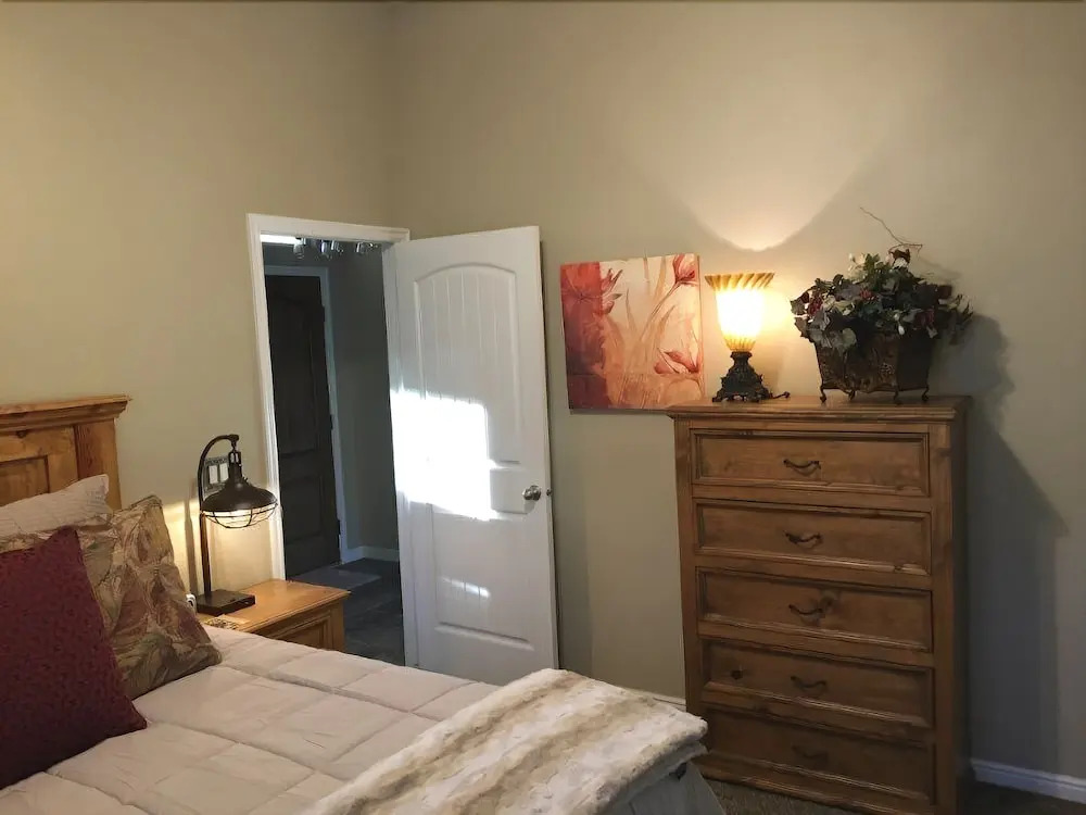 Dennis And Tammy Beams 3 Bedroom Home
